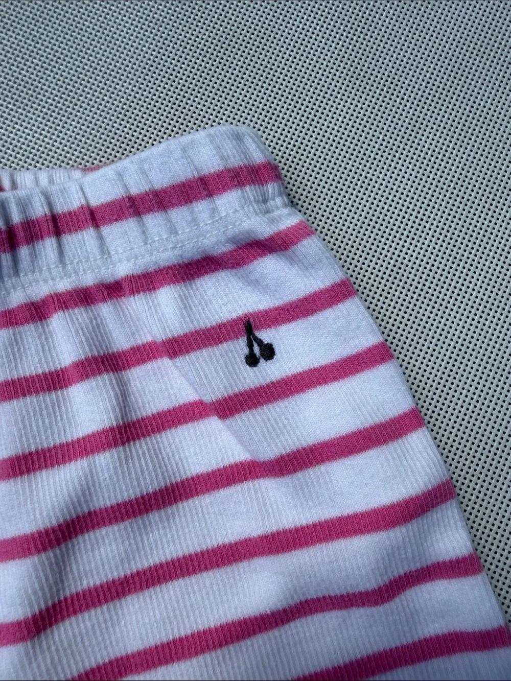 Zara girls’ striped knit shorts